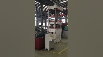 Many set rubber plate vulcanizing press in workshop now