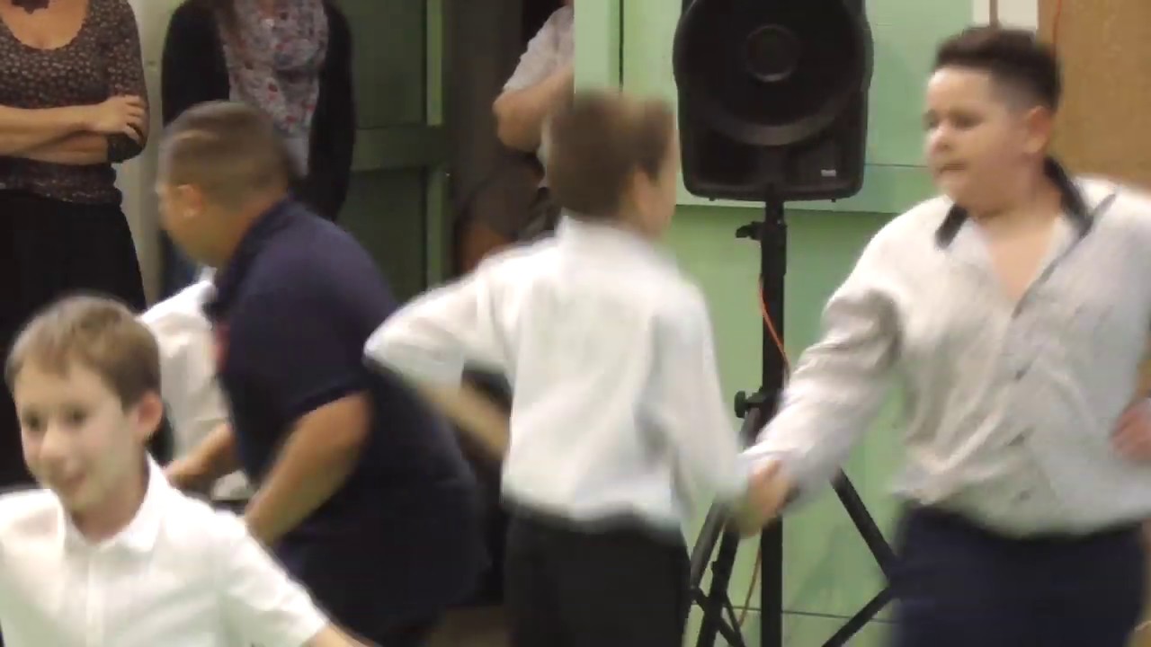 2.t: Bújj, bújj, zöld ág (Néptáncgála, 2019. május 9.)