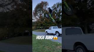 SURRON JUMPS OVER TRUCK #surron #surronx #motocross #ebike #bikelife