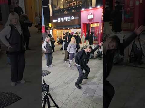 Kpop&amp;amp;JHKTV]<strong>Allure</strong> in hongdae Shhh-KISS OF LIFE얼루어 홍대케이팝댄스 쉿-키스오브라이프#shorts #쇼츠