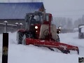 Tractor T-150K loader cleaning snow /// Т-150К погрузчик расчистка снега