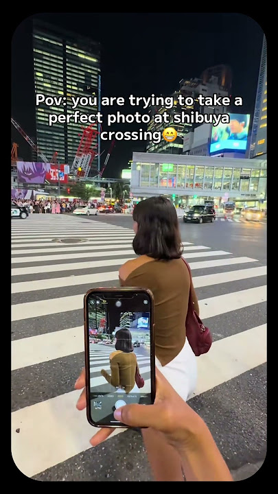 This Girl's Dedication To Get The Perfect Picture!