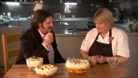 Gary Barlow - The One Show 11/11/11 (Part 2 of 2)