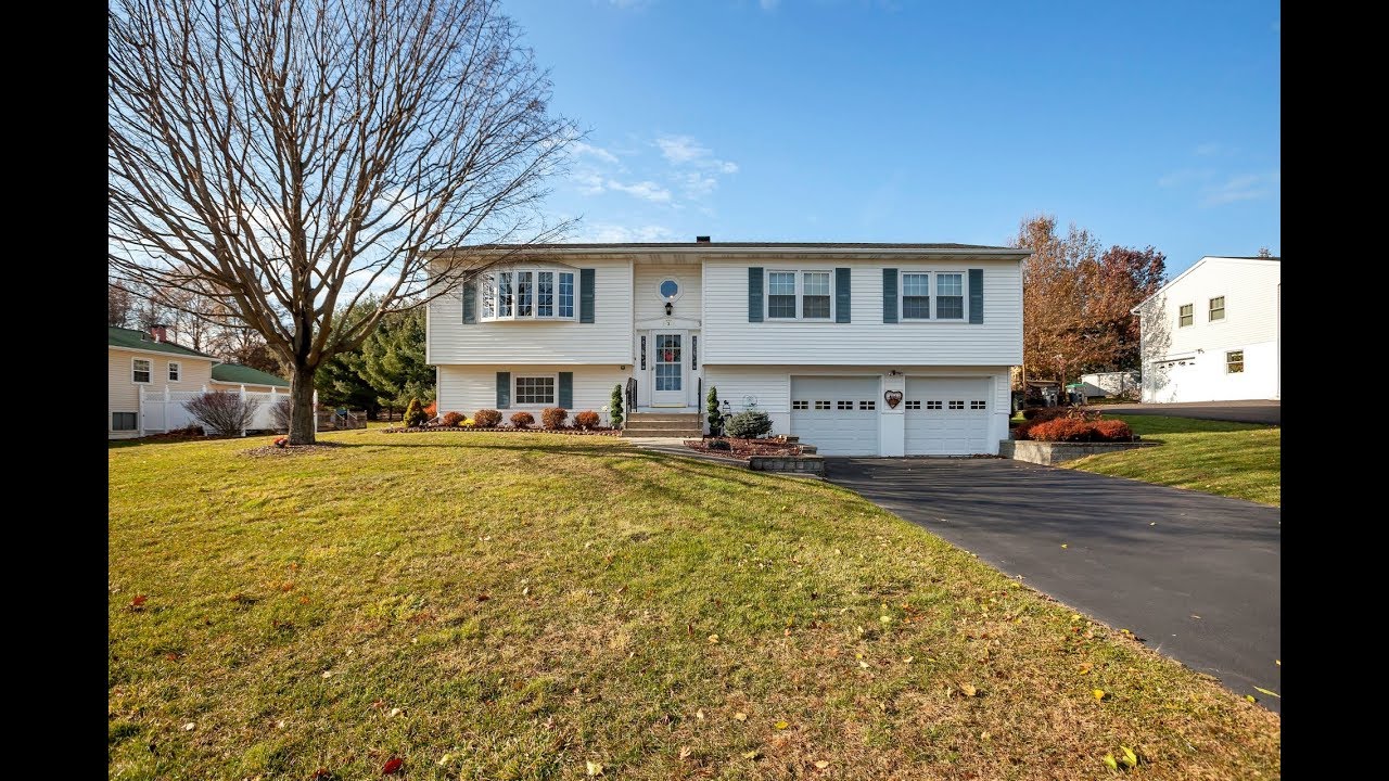 Real Estate Video Tour 3 York Pl, Washingtonville, NY 10992 Orange