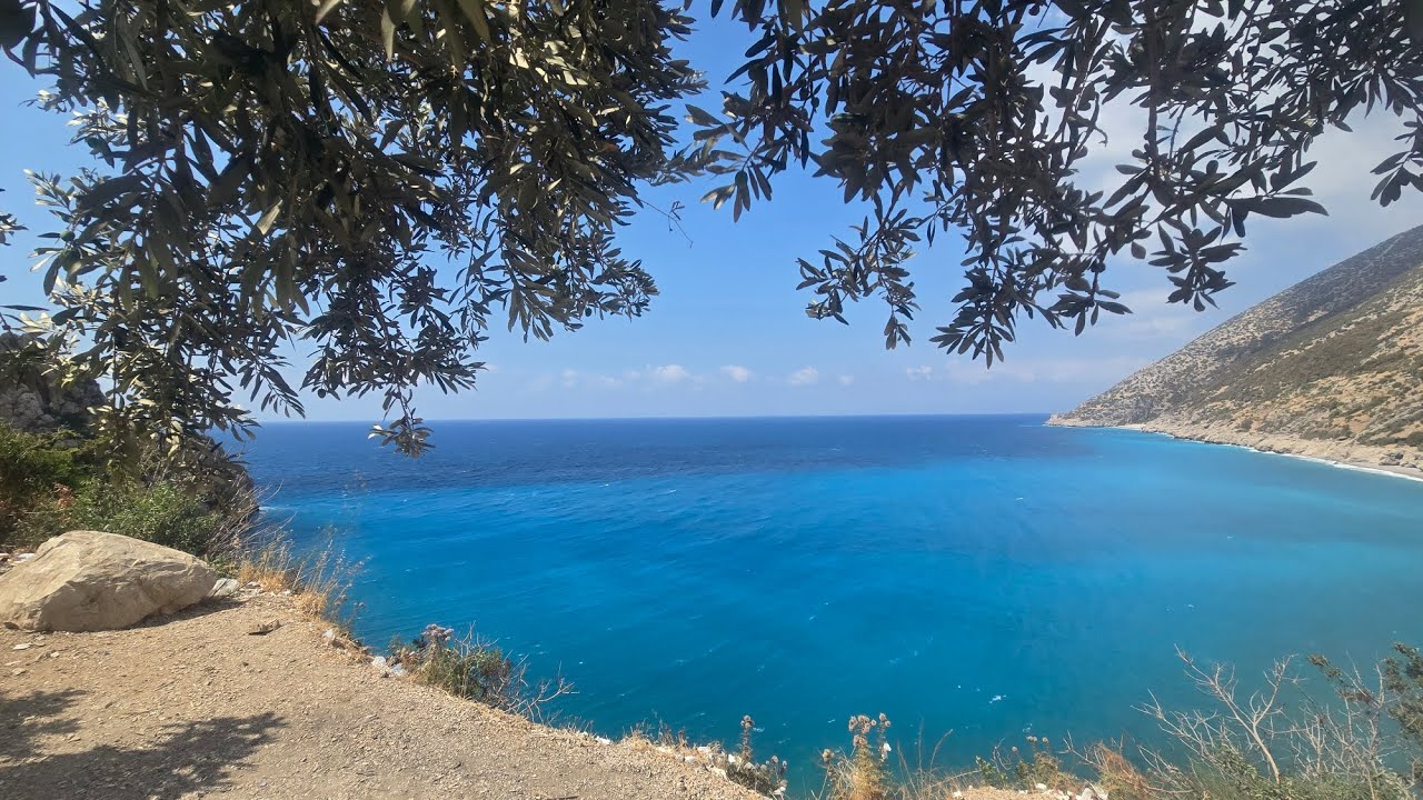 السمرا/ اللاذقية.                                    🇸🇾سوريا جنة الله على الأرض 