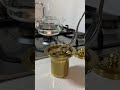 Chaleira de vidro com infusor para chá dourado #shorts #youtubeshorts