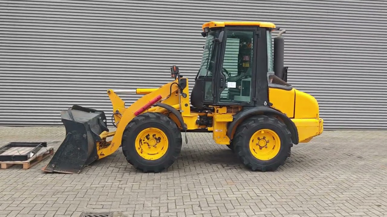 Used Jcb 409 for sale on TruckScout24.com 🏷️