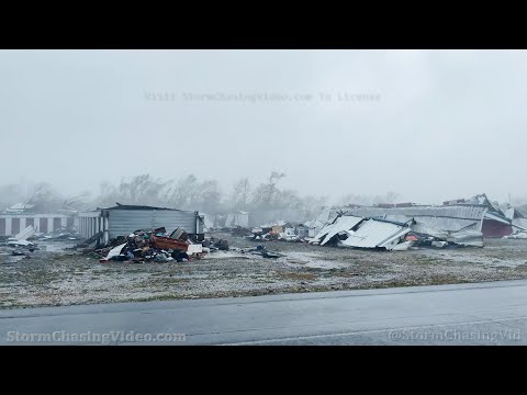Raw footage of Hurricane IDA extreme winds and storm surge, Golden Meadow, LA  8/29/2021