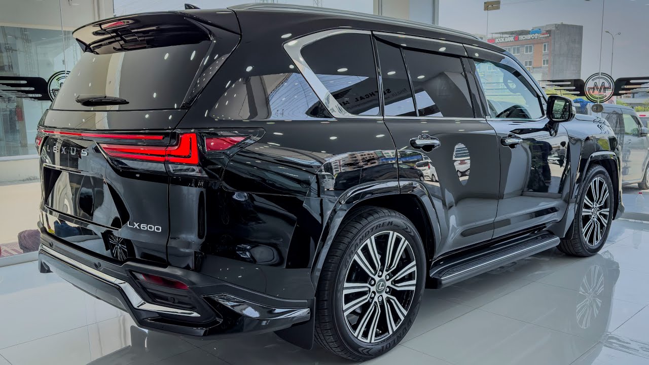 2025 Lexus LX 600 Luxury SUV - Interior and Exterior Walkaround