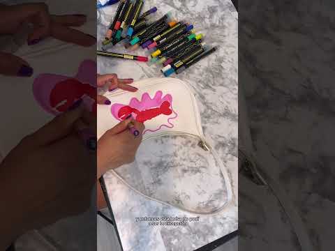 Pintando una bolsa que se me manchó