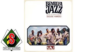 Video voorbeeld van "Bembeya Jazz National - Air Guinée (audio)"