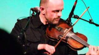 Duncan Chisholm - Chi Mi'n Geamhradh  - Live At CC 2010 chords