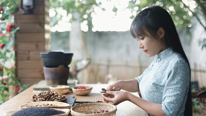 Winter is coming, make some donkey-hide gelatin cakes to warm up! Delicious and nutritious. |Li Ziqi - 天天要闻