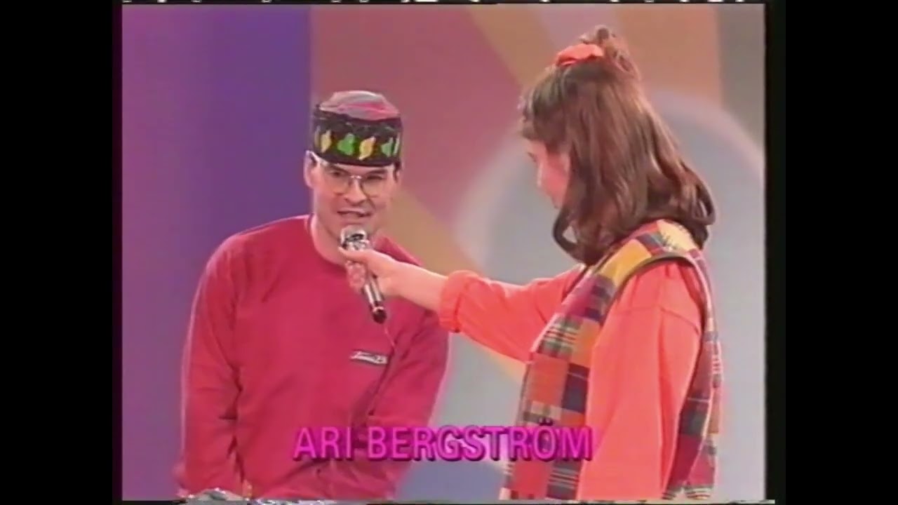 Super Essi haastattelee Fröbelin Palikoita (Harlekiini-klubi)