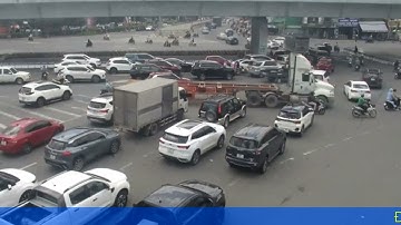 Xe cộ kẹt cứng trên tuyến cao tốc Phan Thiết - Dầu Giây ngày đầu nghỉ lễ 2 tháng 9