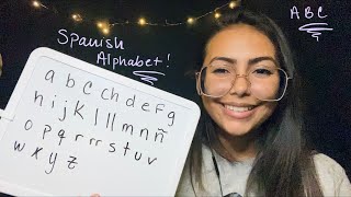 ASMR Whispering the Spanish Alphabet 👩🏽‍🏫🔤 screenshot 5