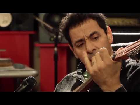 Орыс үйдегі отбасылық секс кремпи Достар оны көре алмайтын кезде порно