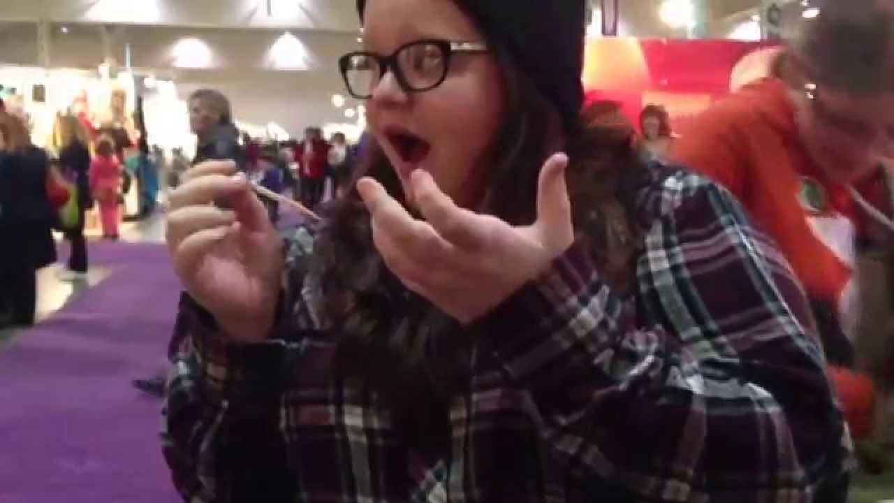 HOT SAUCE EATING YouTube