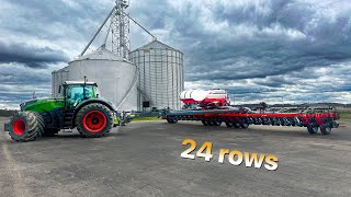 A Brand New Massey Ferguson planter | How’s it work