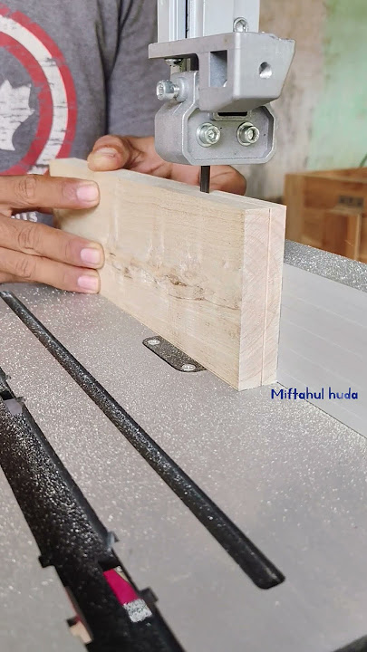 Tried rip cutting an 8 x 70 mm, After seeing this, I need a good saw blade. 🔥 #bandsaw #woodworking