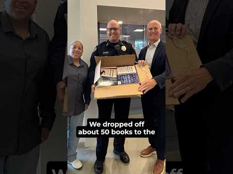 Last week, I donated books from the Library of Congress to Lynnwood's Community Justice Center.