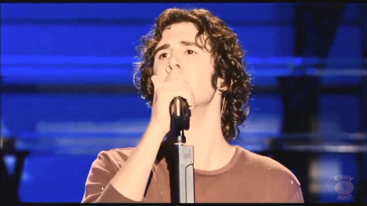Hallelujah sung by josh groban