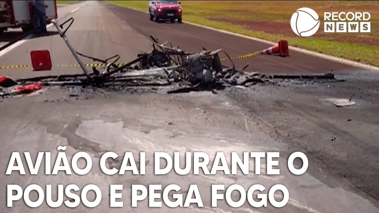 Avião cai durante o pouso e pega fogo em aeroporto de São Paulo
