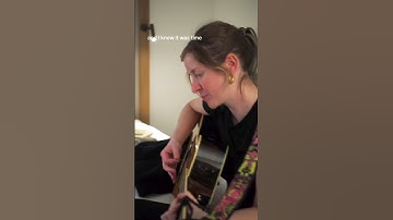 Thumbnail of cool video we got practicing hey honey in the hotel room