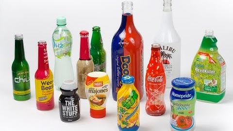 automatic shrink sleeve label applicator for beverage  bottles label shrinking machinery video