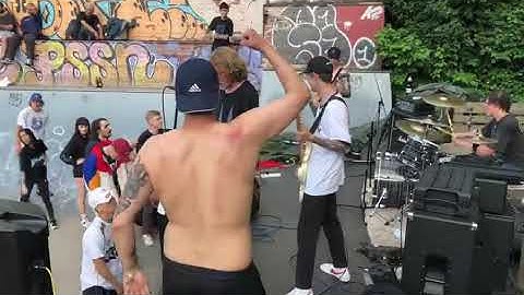 Deconvolution - Bloodfilled Trenches - live @ Resistance Fest, HS36 Skatepark - 22.06.2019