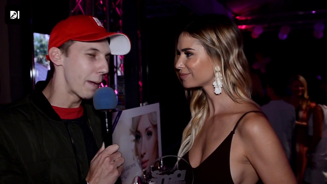 Dukai Regina "Nem igazán engedek beleszólást az oldalamba"