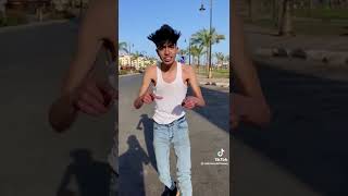 هتعمل ايه يا برو هتعمل ايه بقى وانا ثبتك في الشارع انااا يا bro