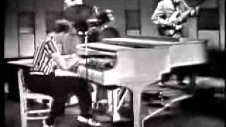 Video thumbnail of "Jerry Lee Lewis - Shake, Rattle And Roll"