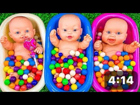 ASMR Mixing Candy with Jingle Bells in Bathtub