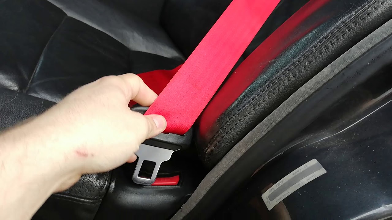 Bmw e34 Electric rear headrests YouTube