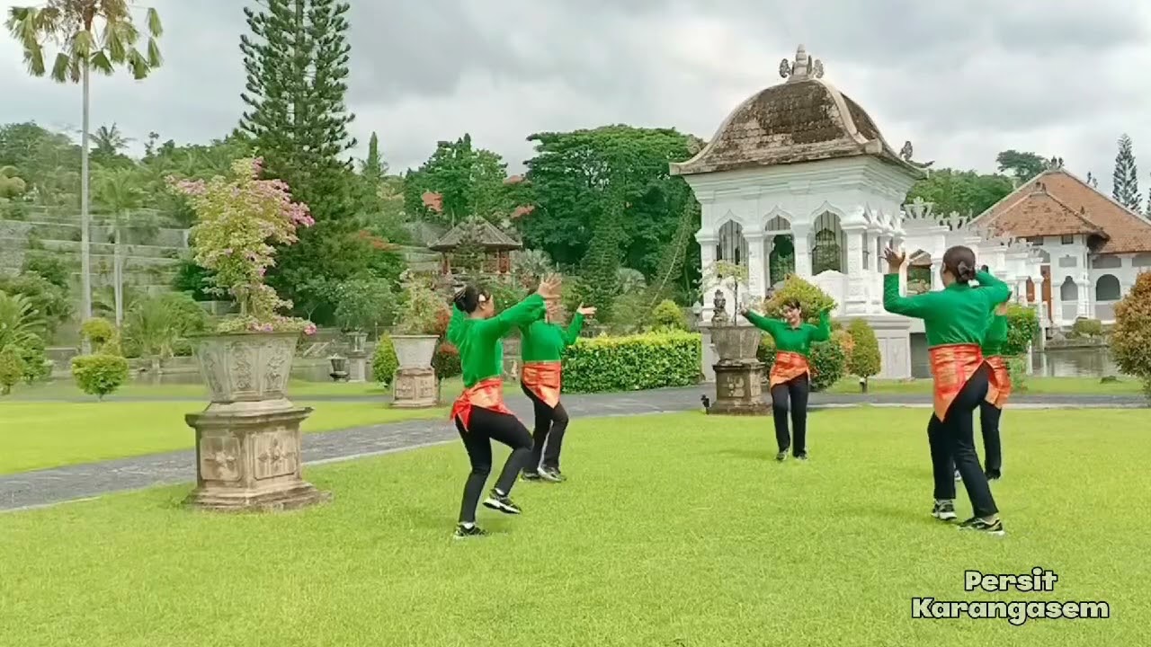 TARI DADONG REROD VERSI PERSIT 1623 KARANGASEM