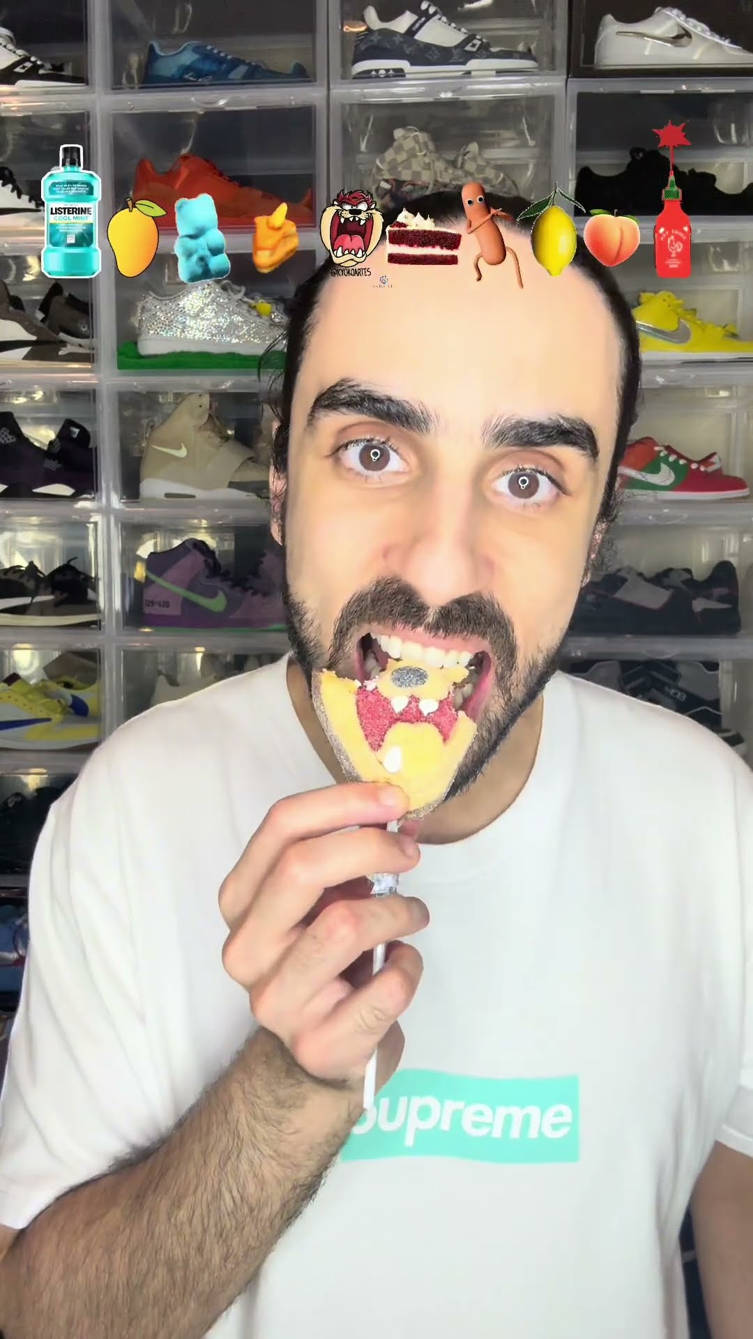 Food ASMR Eating a Mouthwash bottle #food #asmreating #mukbang #eatingvideos #funny #eating