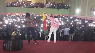 Koro La Diva Rendre Hommage À Nos Fama À Nouakchott.