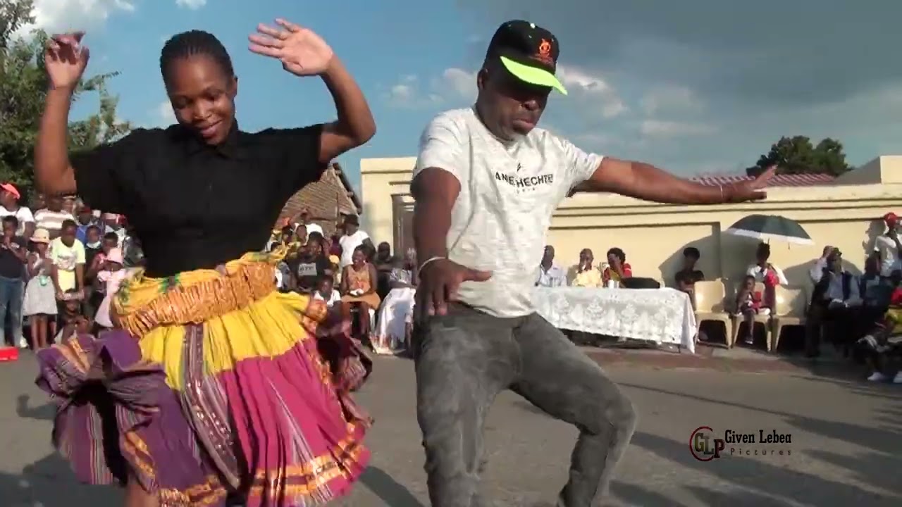 SWINYELETANA FT DJ MFUNDHISI JIKIJELA  VIDEO