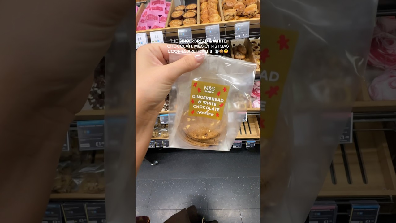 M&S NEW COOKIES FOR CHRISTMAS!!! Gingerbread and white chocolate 🍫😋🎄YUM!! 