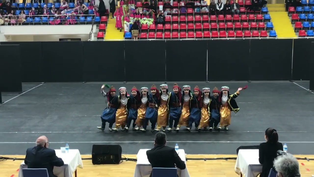 Yeşilyuva İlkokulu Diyarbakır Halk Oyunları Türkiye Halk Oyunları Federasyonu İstanbul 1.si (2023)