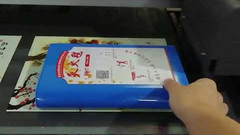 90x60cm ricoh gh2220 printhead CMYKW Varnish uv flatbed printer plastic cover sample-china shenzhen