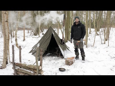 видео: 3-дневный зимний лагерь для зимнего отдыха - Bushcraft, холст, палатка, Woodstove, Bowdrill