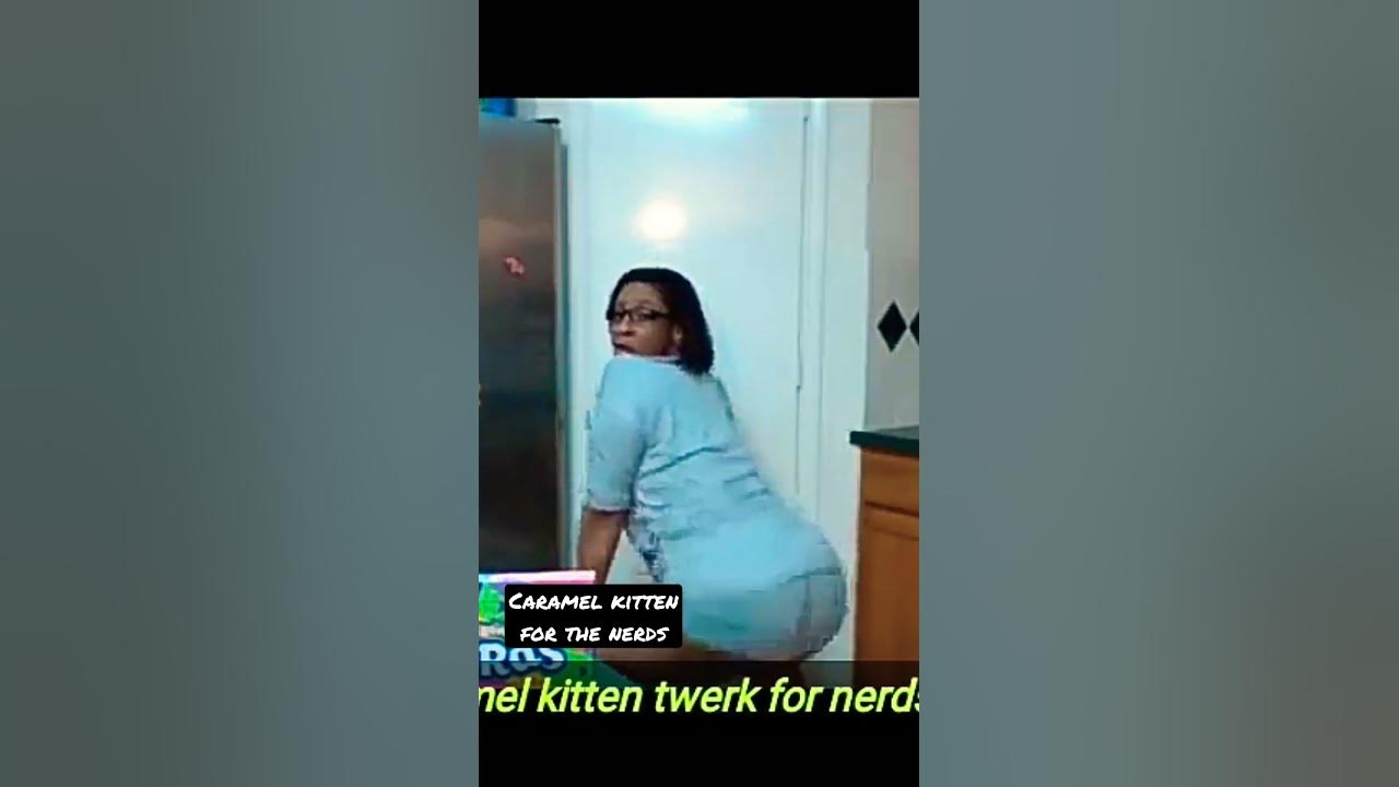 Caramel kitten twerk for nerds #caramelkitten #shorts - YouTube