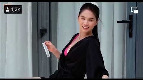 Ngọc Trinh đi bơi với doanh nhân giàu nức tiếng