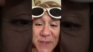 peek a boo cute mom sun glasses IMG 2539