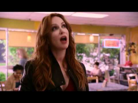 Analeigh Tipton in Hung S03E02 "Take The Cake or Are You Packing"