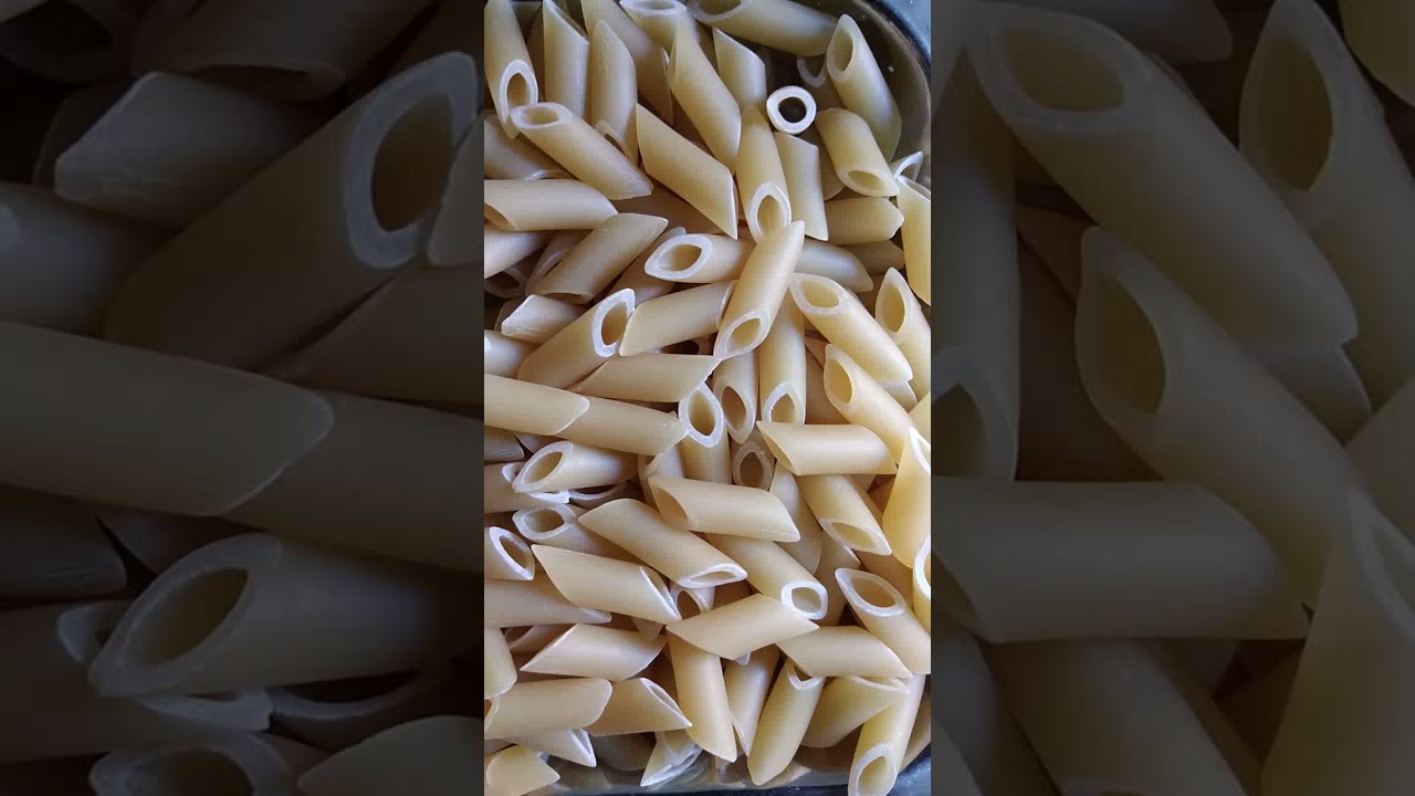 كشري طريقه عمل طاجن مكرون بلحمه