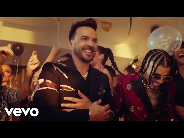 Luis Fonsi, Rauw Alejandro - Vacío (Official Video)