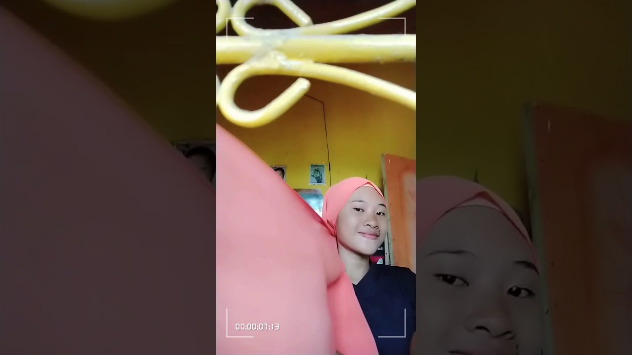 Tutorial hijab pashmina simple dan bermanfaat - YouTube